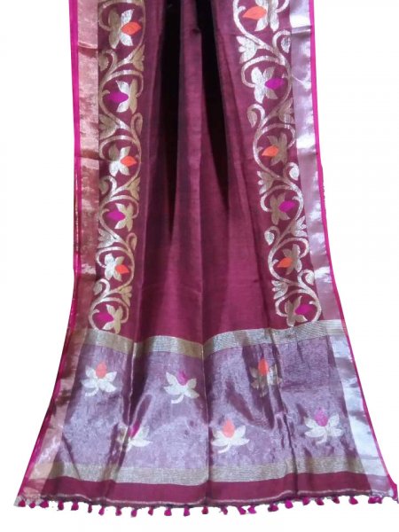 Deep pink and silver linen jamdani saree with blouse piece